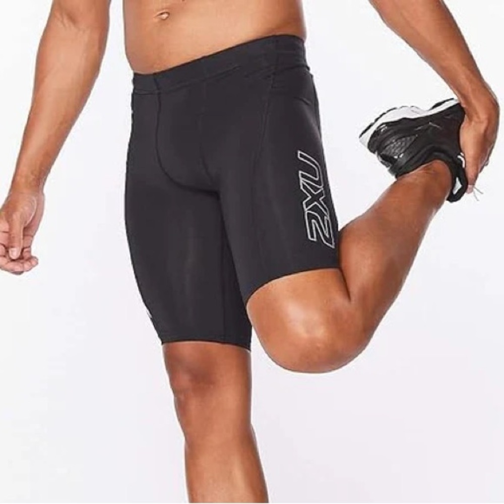 Compression shorts